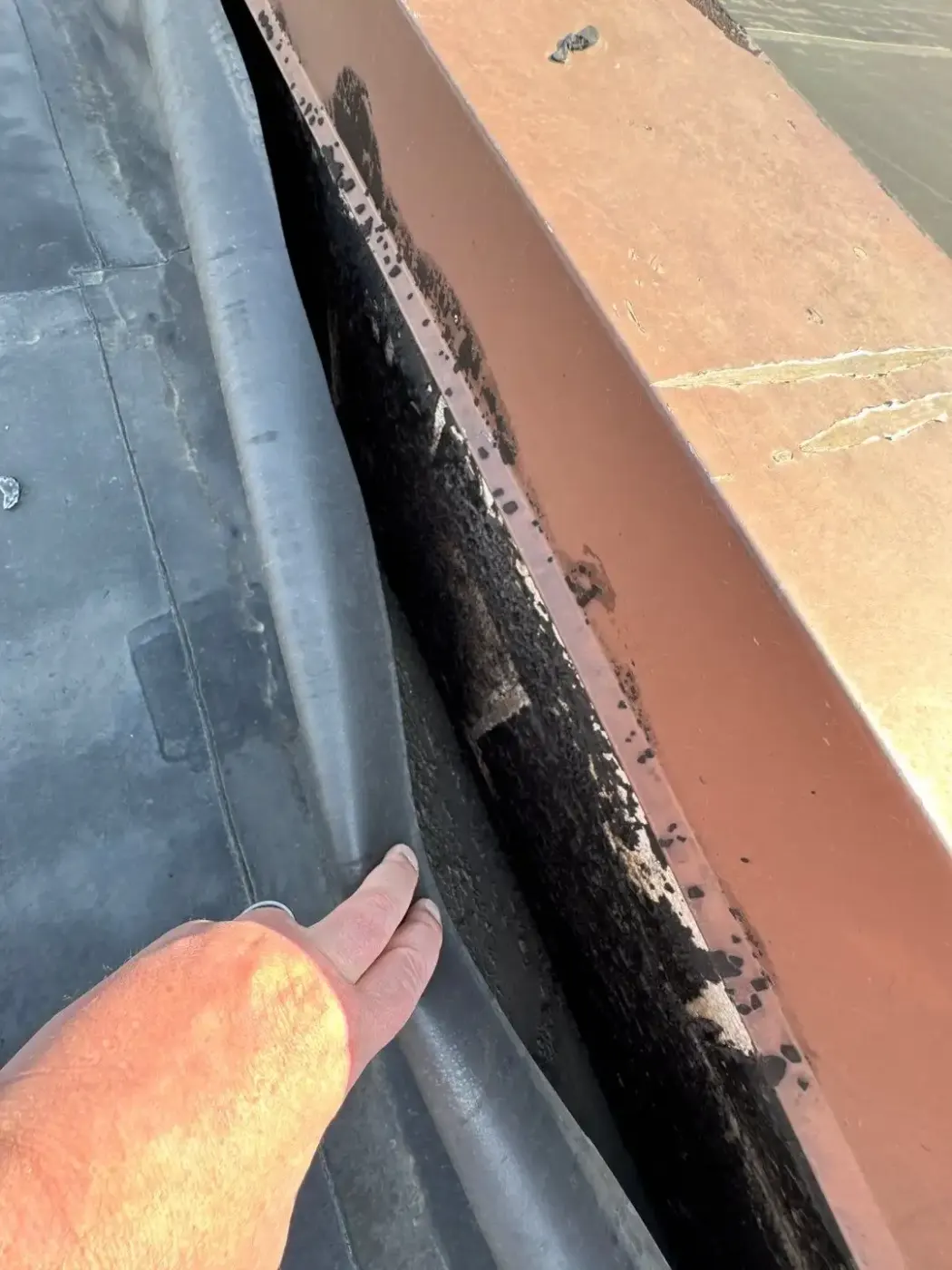 Commercial roofing by Avon Commercial Roofing near Spring Hill, IN