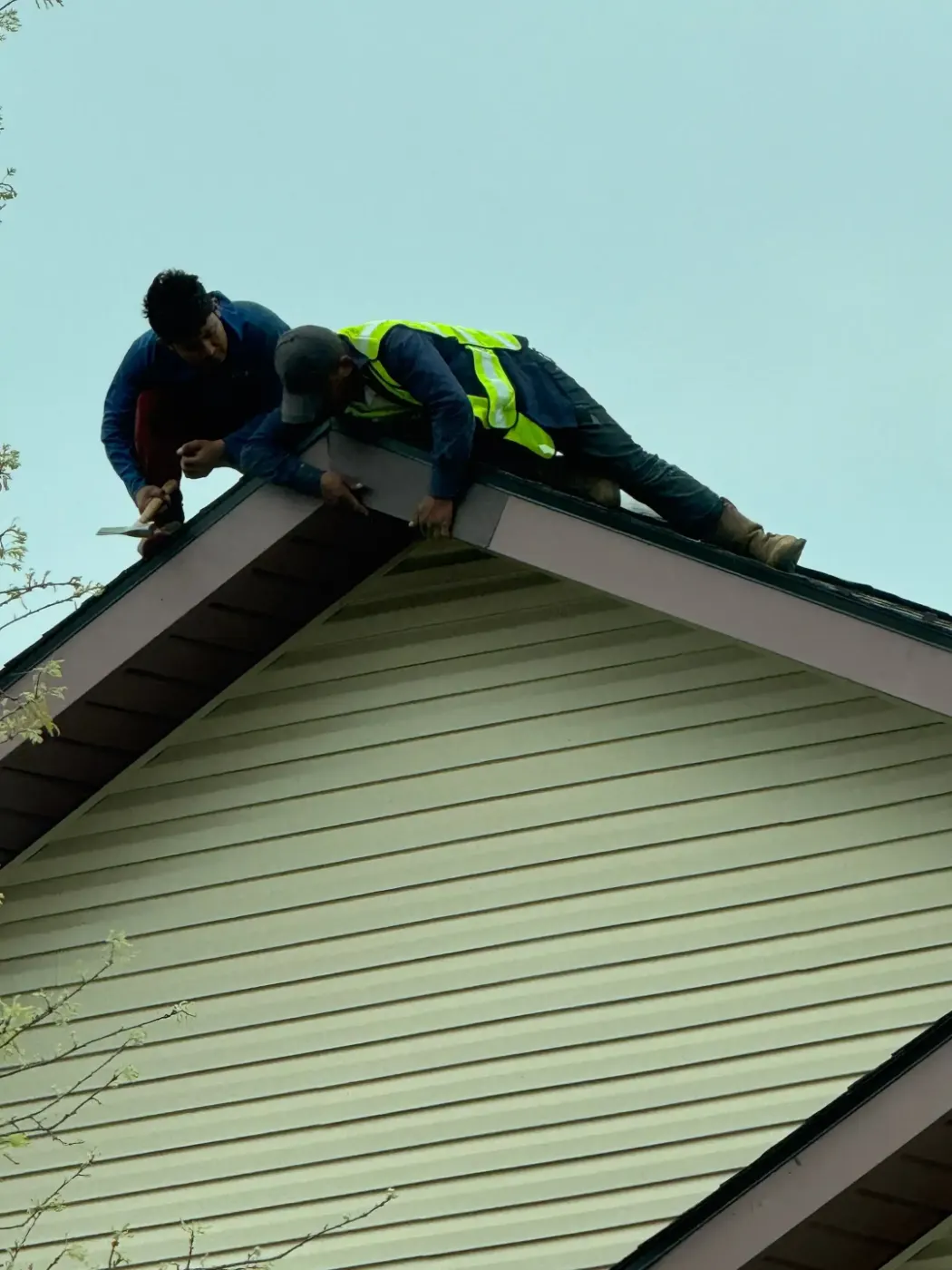 Commercial roofing by Avon Commercial Roofing near Speedway, IN
